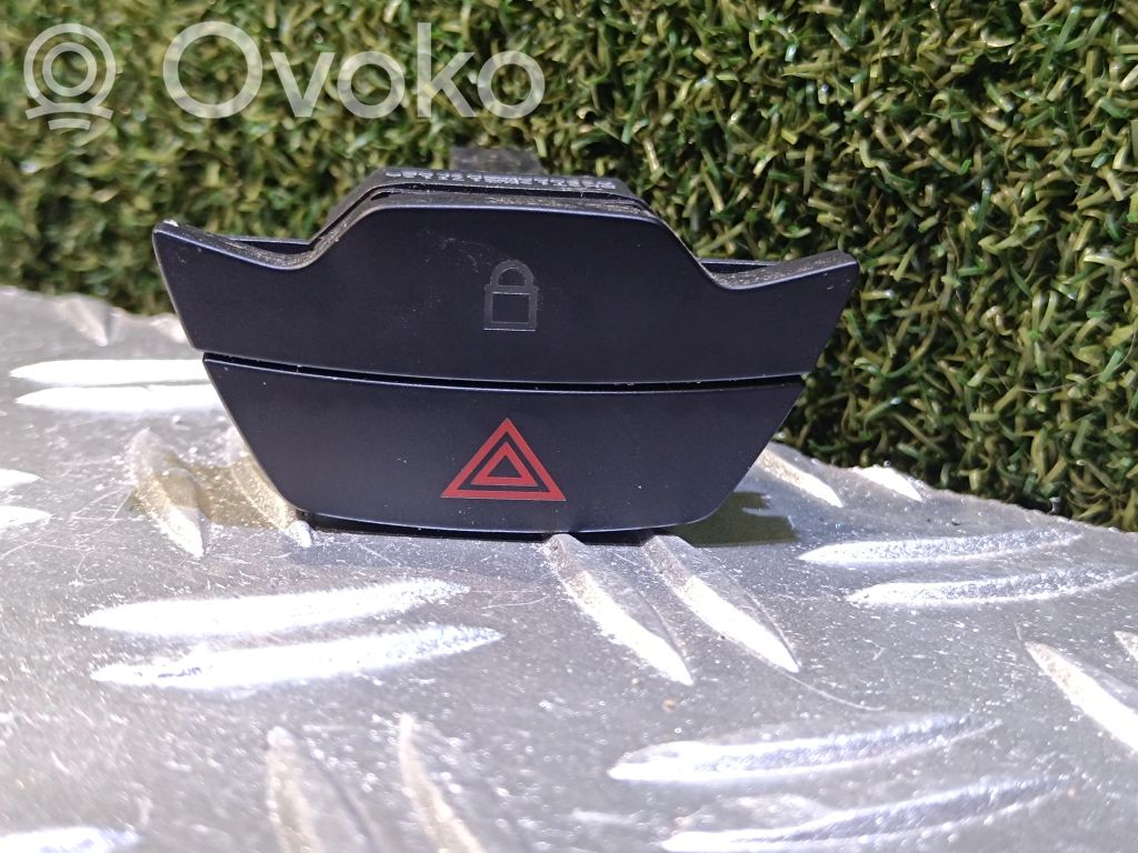 Ford Tourneo Custom Hazard light switch 