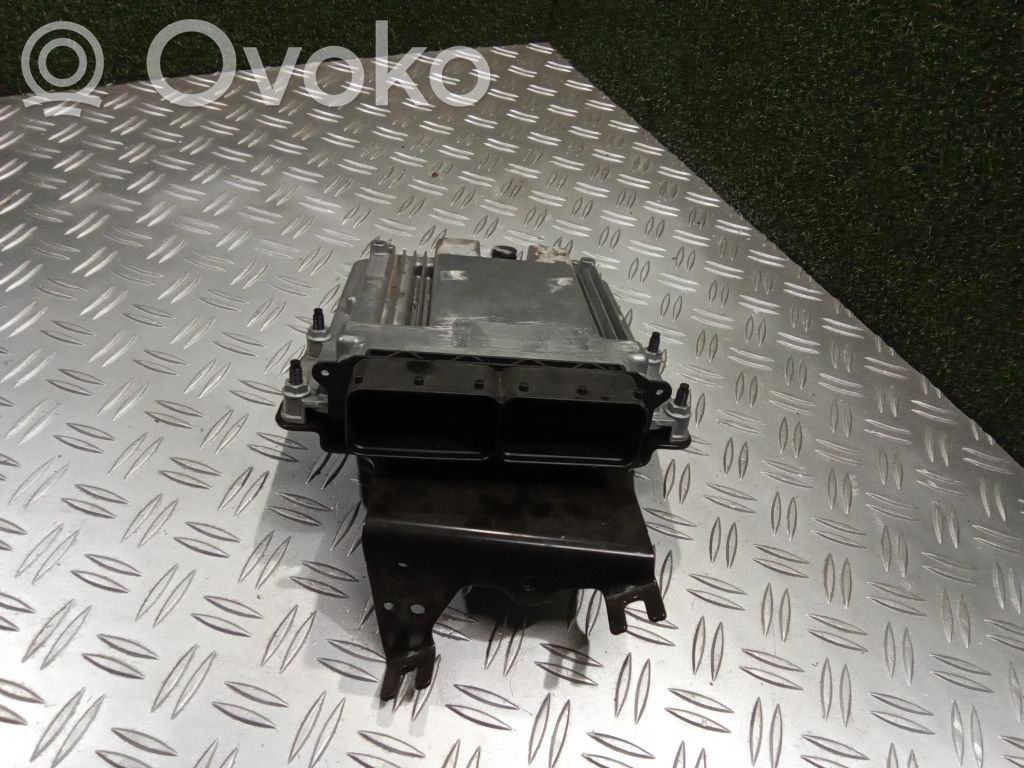 Land Rover Range Rover Sport L494 Engine control unit/module 