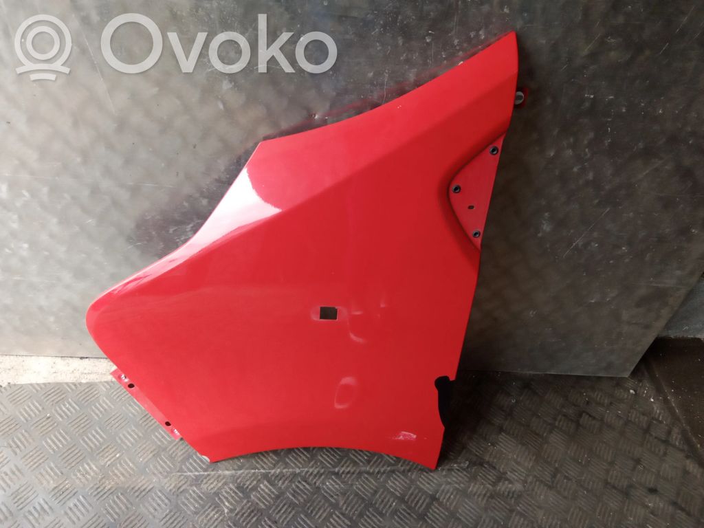 Opel Vivaro Крыло 