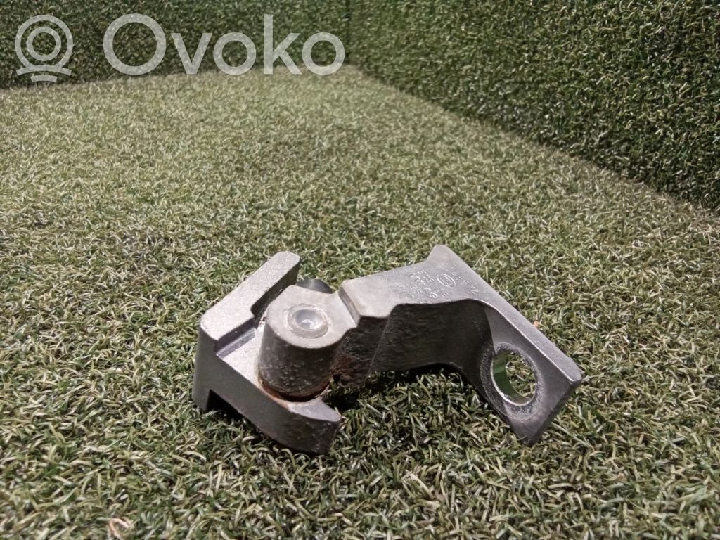 Porsche Cayenne (92A) Front door upper hinge 