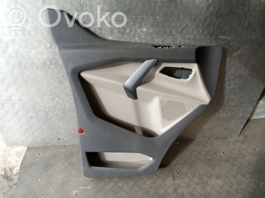 Ford Transit Custom Etuoven verhoilu 