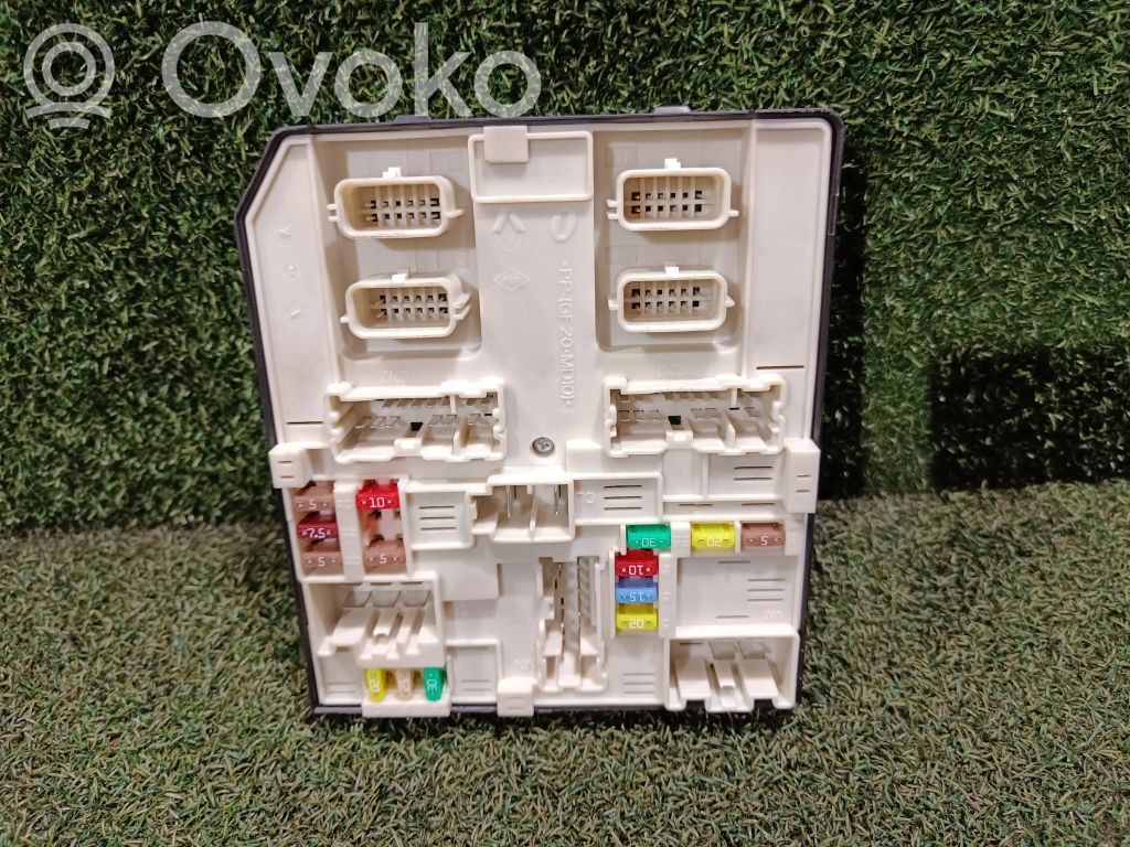 Renault Master III Fuse module 