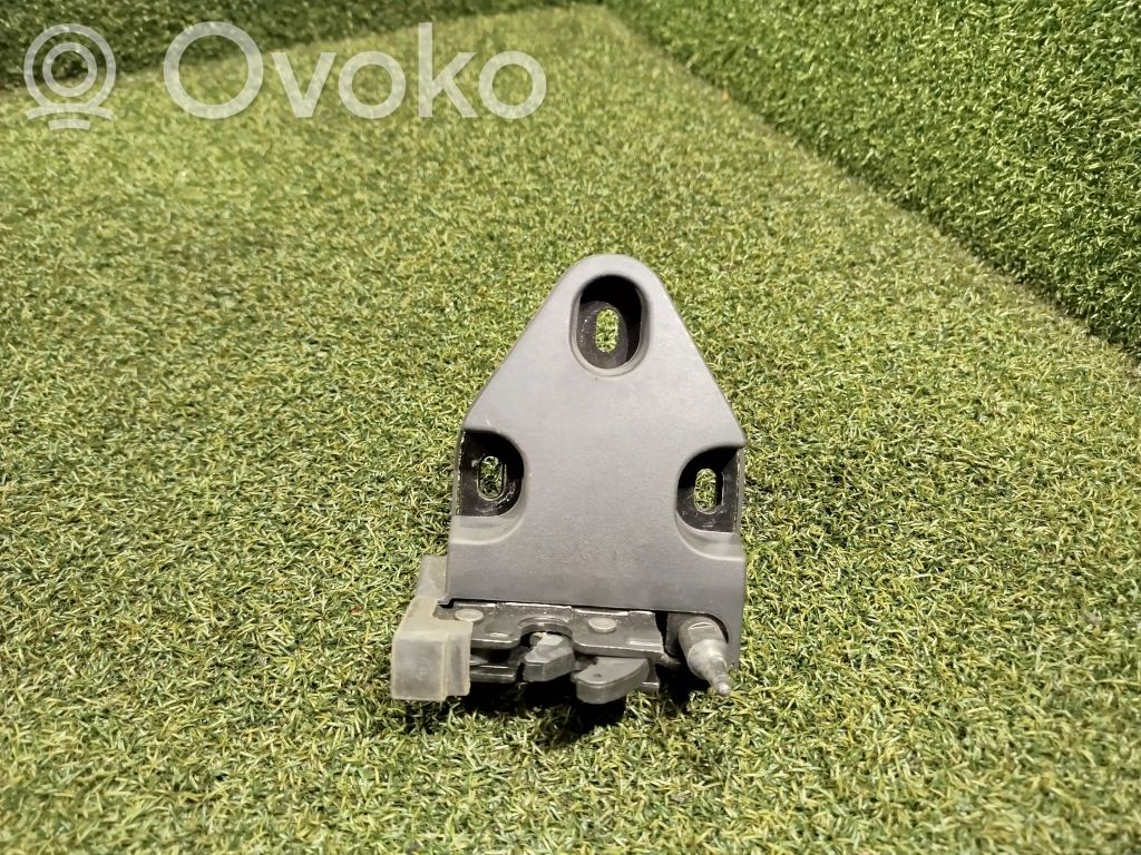 Opel Vivaro Zamek drzwi tylnych 