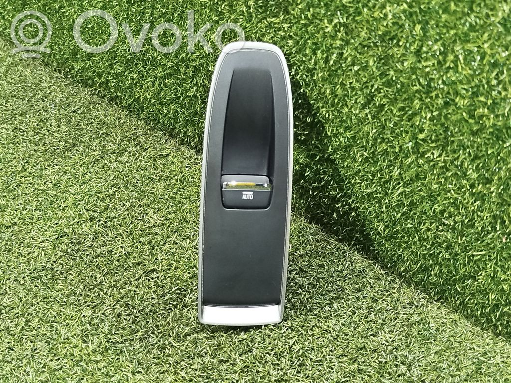 Subaru Outback (BT) Electric window control switch 