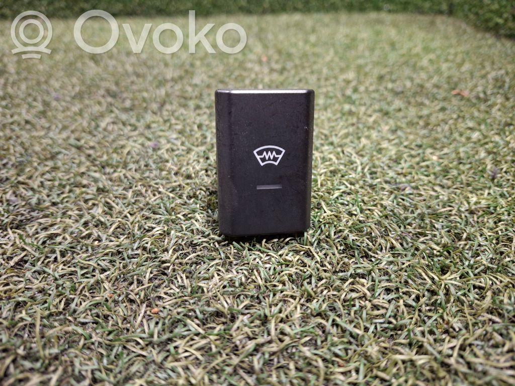 Ford Mondeo MK V Windscreen/window heater switch 