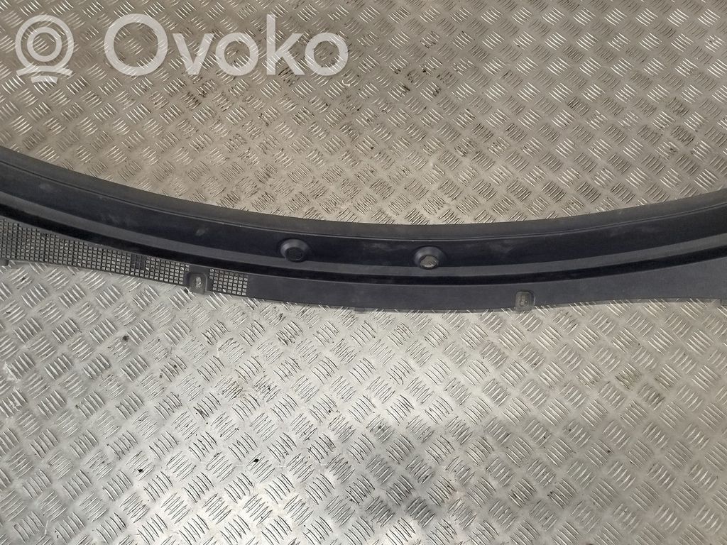 Renault Master III Wiper trim 