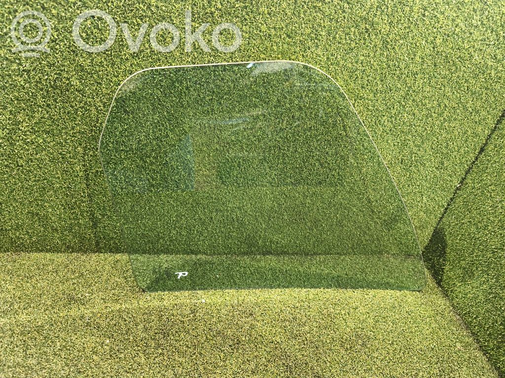 Ford Transit Custom Front vent window/glass (coupe) 