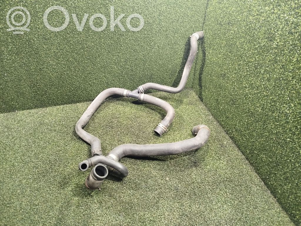 Ford Transit Custom Caurulīte (-es) / šļūtene (-es) 
