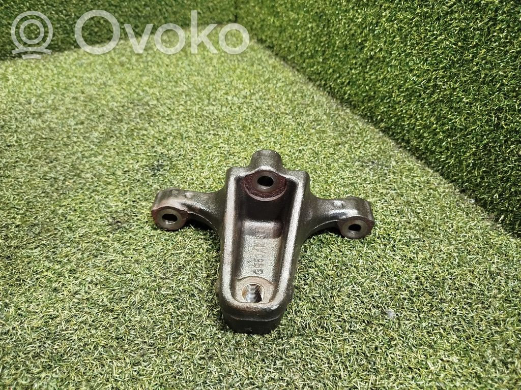 Renault Trafic III (X82) Engine mounting bracket 