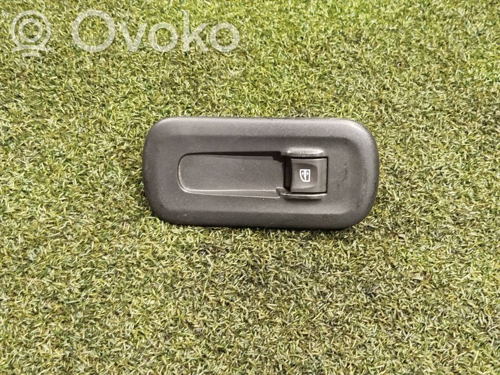 Renault Master III Electric window control switch 