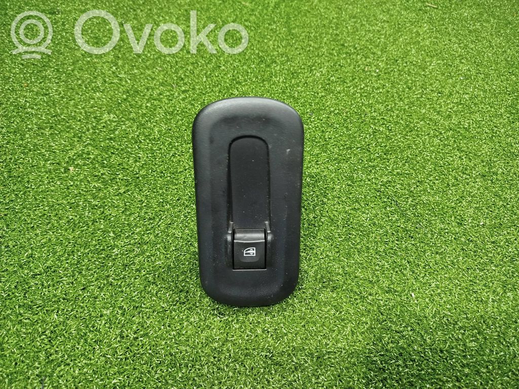 Renault Master III Electric window control switch 