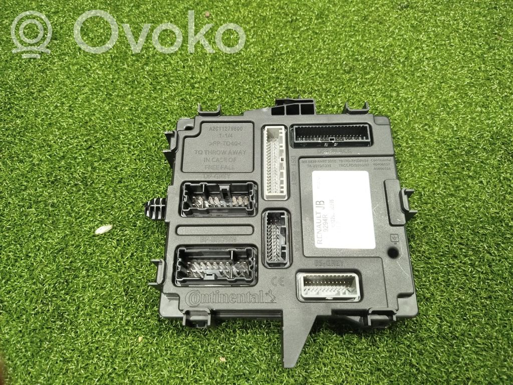 Renault Arkana Comfort/convenience module 