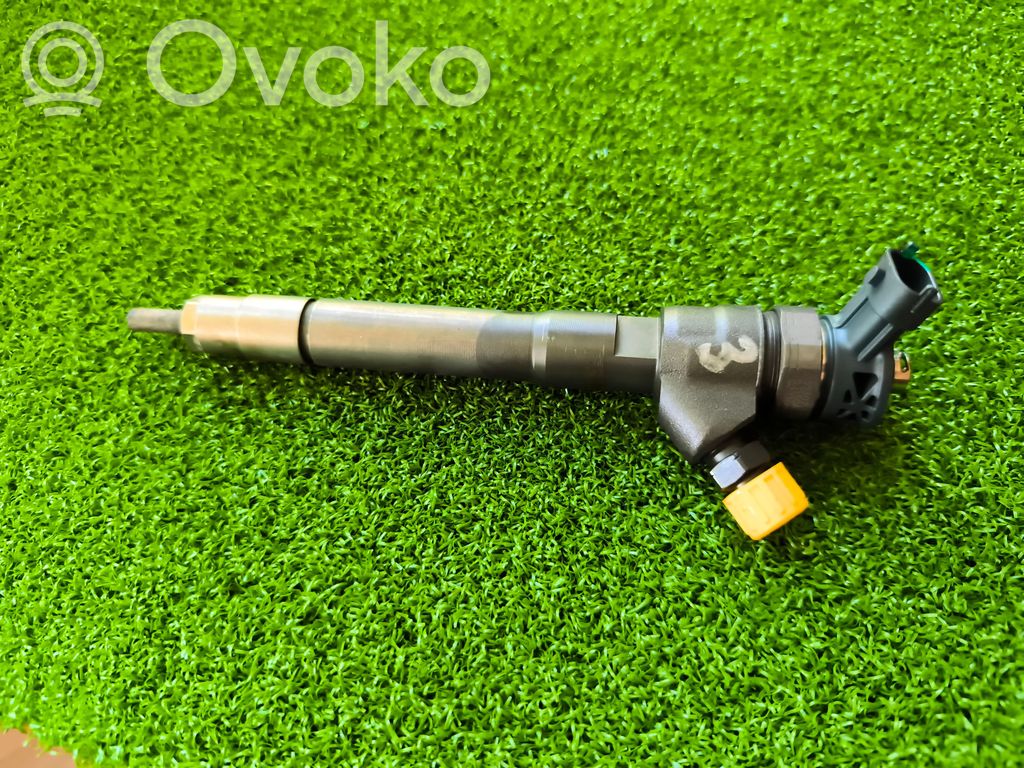 Opel Vivaro Inyector de combustible 