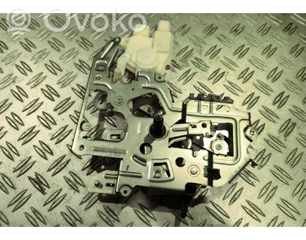 Renault Master III Sliding door lock 