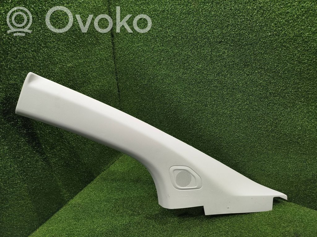 Toyota Proace (D)pillar trim (top) 
