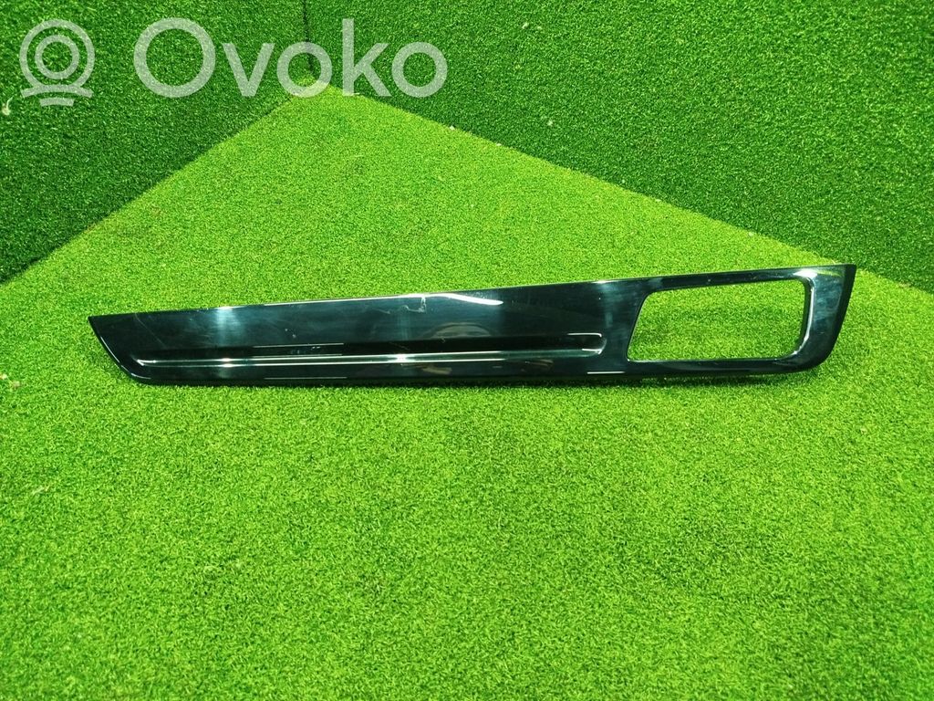 Listwa drzwi przednich   9Y0867101,P05360V3,3022944