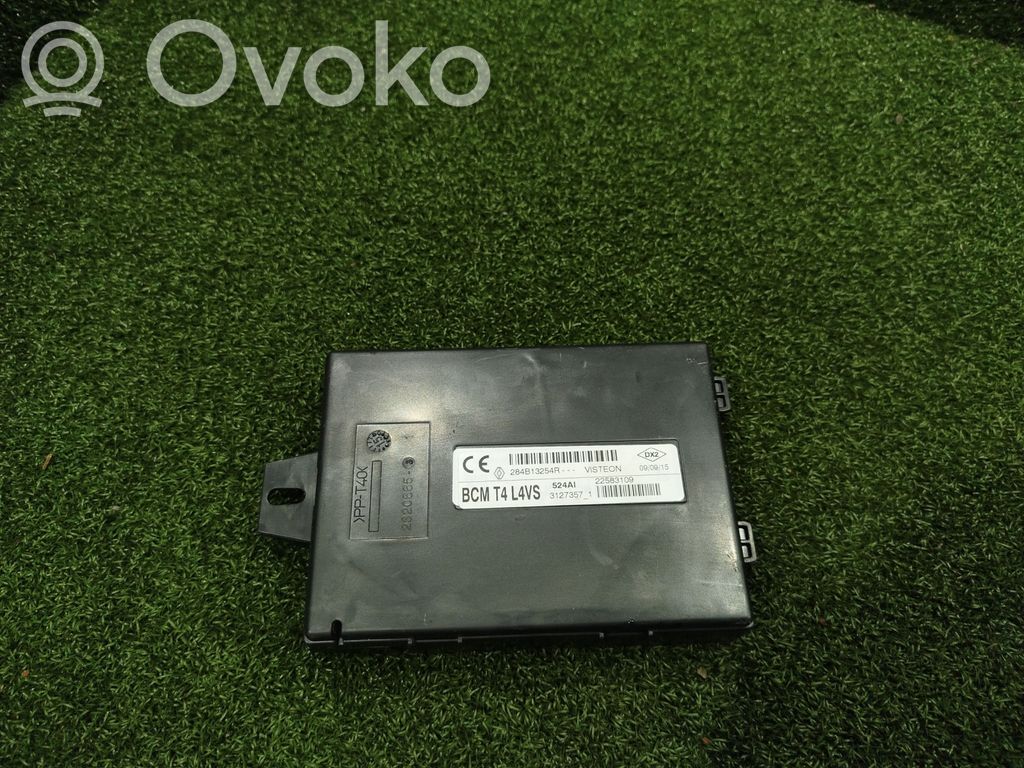 Opel Vivaro Comfort/convenience module 