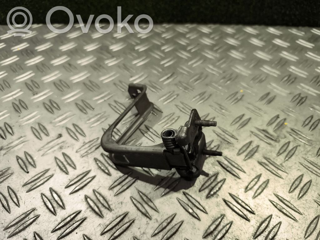 Opel Vivaro Ogranicznik drzwi tylnych samochodów dostawczych 