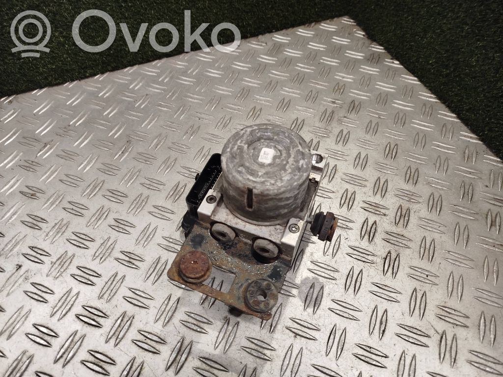 Opel Vivaro ABS bloks 