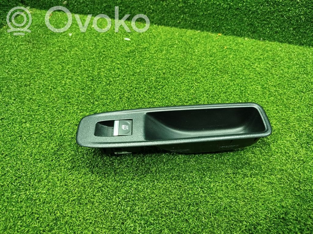 Renault Arkana Electric window control switch 