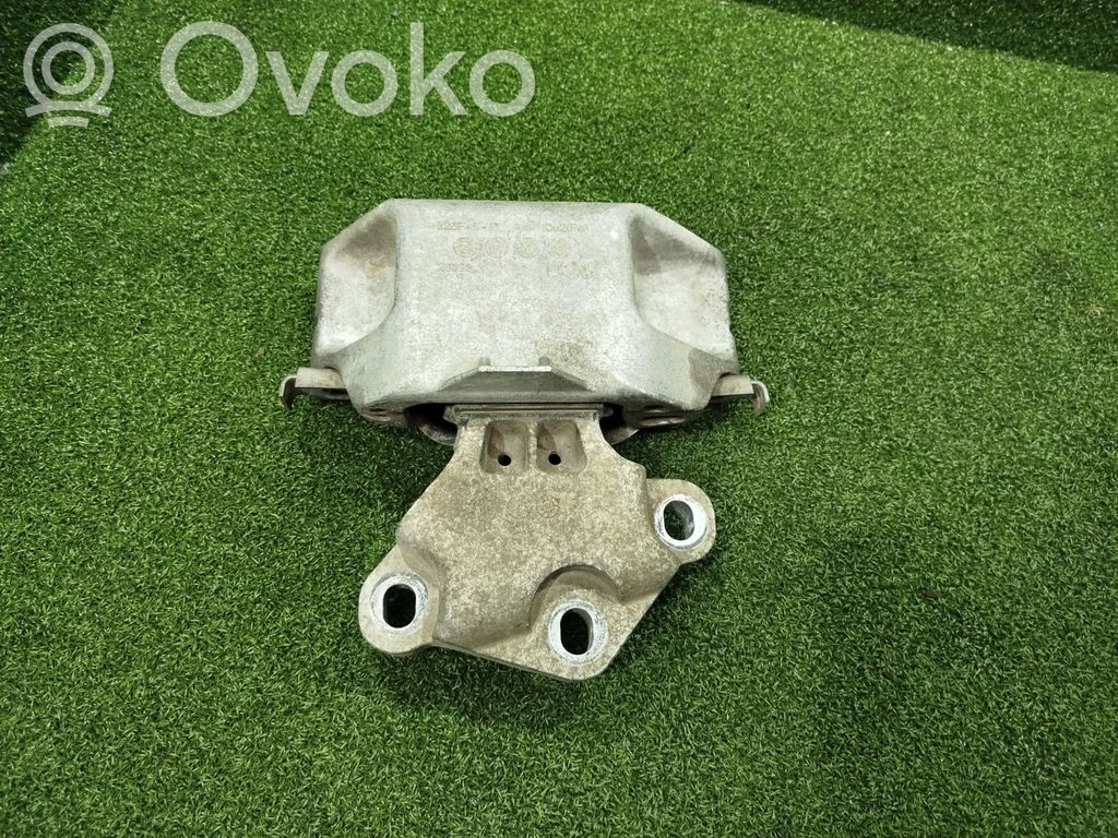 Engine mount bracket   326F48G,26023,349378C04