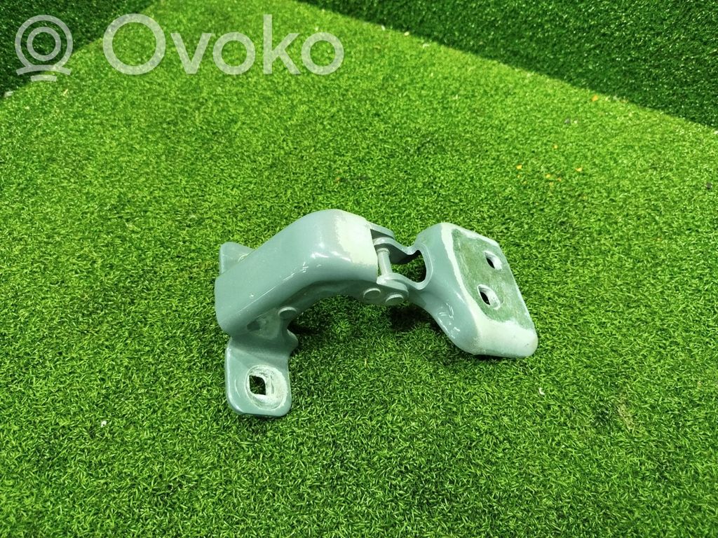 Renault Master III Front door lower hinge 