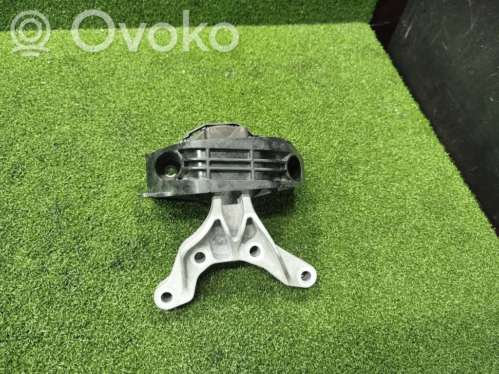 Peugeot 2008 II Soporte de montaje del motor 