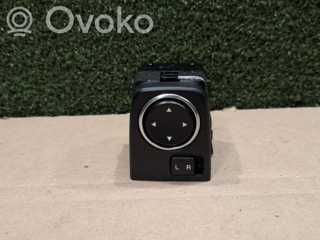KIA Ceed Wing mirror switch 