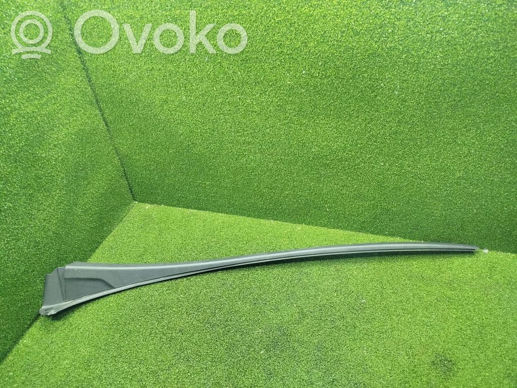 Renault Trafic III (X82) Windshield trim 
