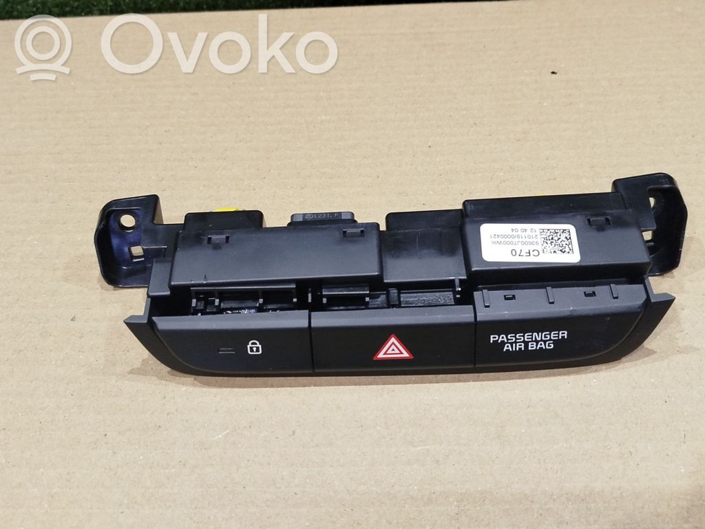 KIA Pro Cee'd III Hazard light switch 