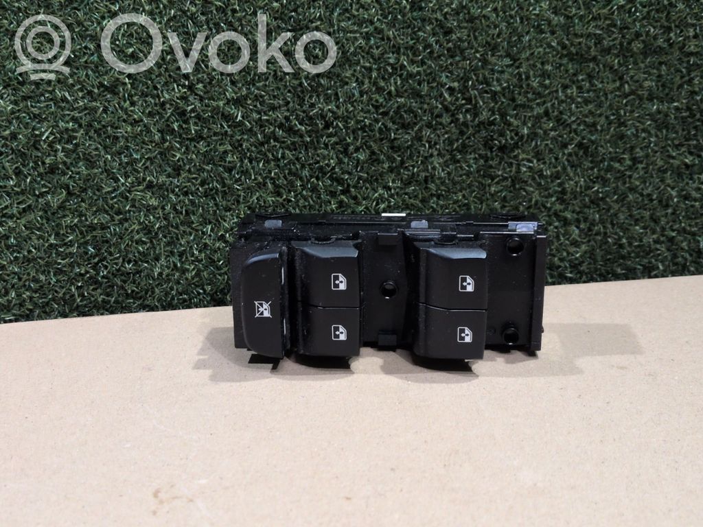 KIA Pro Cee'd III Electric window control switch 