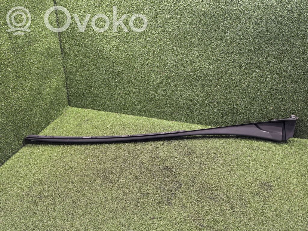 Renault Trafic III (X82) Windshield trim 