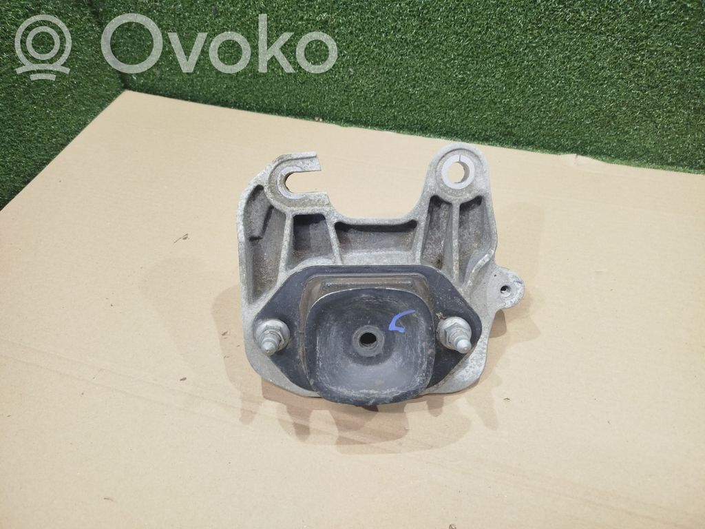 Renault Trafic III (X82) Engine mount bracket 