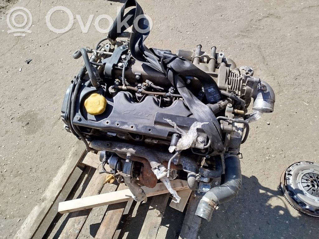Engine   55196611,000043018003,1373990J,0006012161413,D19AA