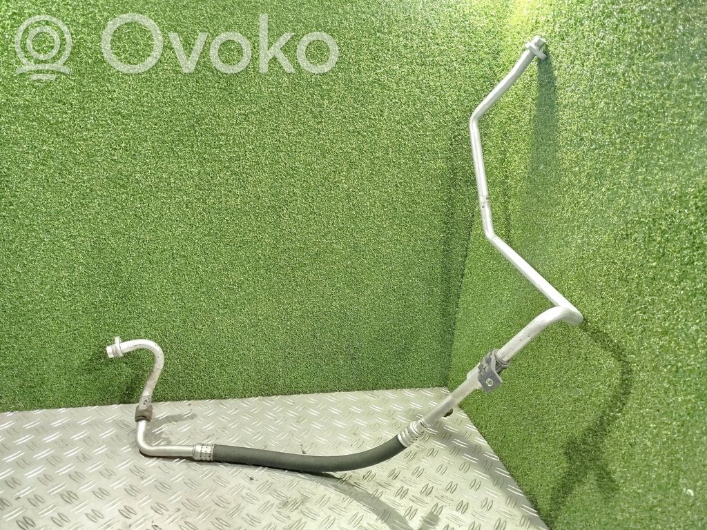 Ilmastointilaitteen putki (A/C)   924800018R,924543191R