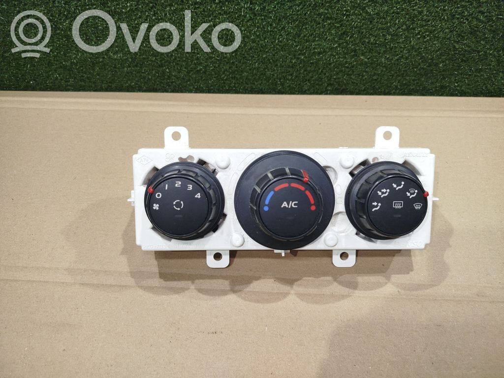 Renault Master III Climate control unit 