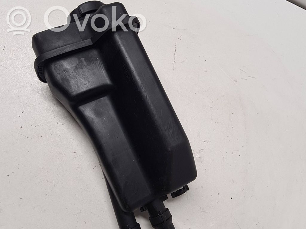 Aušinimo skysčio išsiplėtimo bakelis   1436381,17111436381