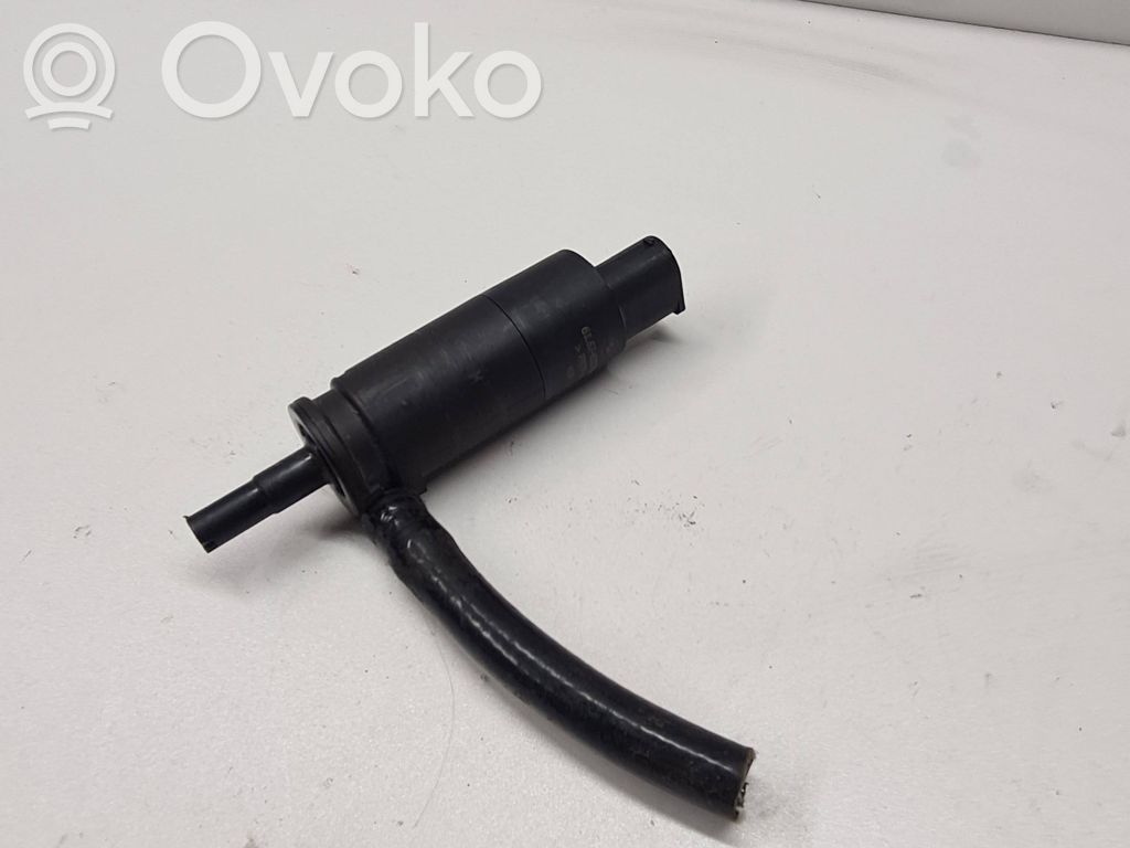 BMW 7 E38 Headlight washer pump 
