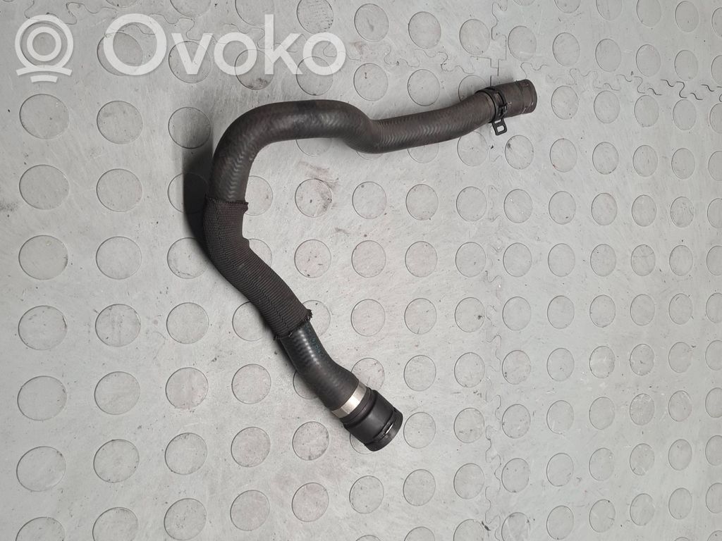 BMW X3 E83 Engine coolant pipe/hose 