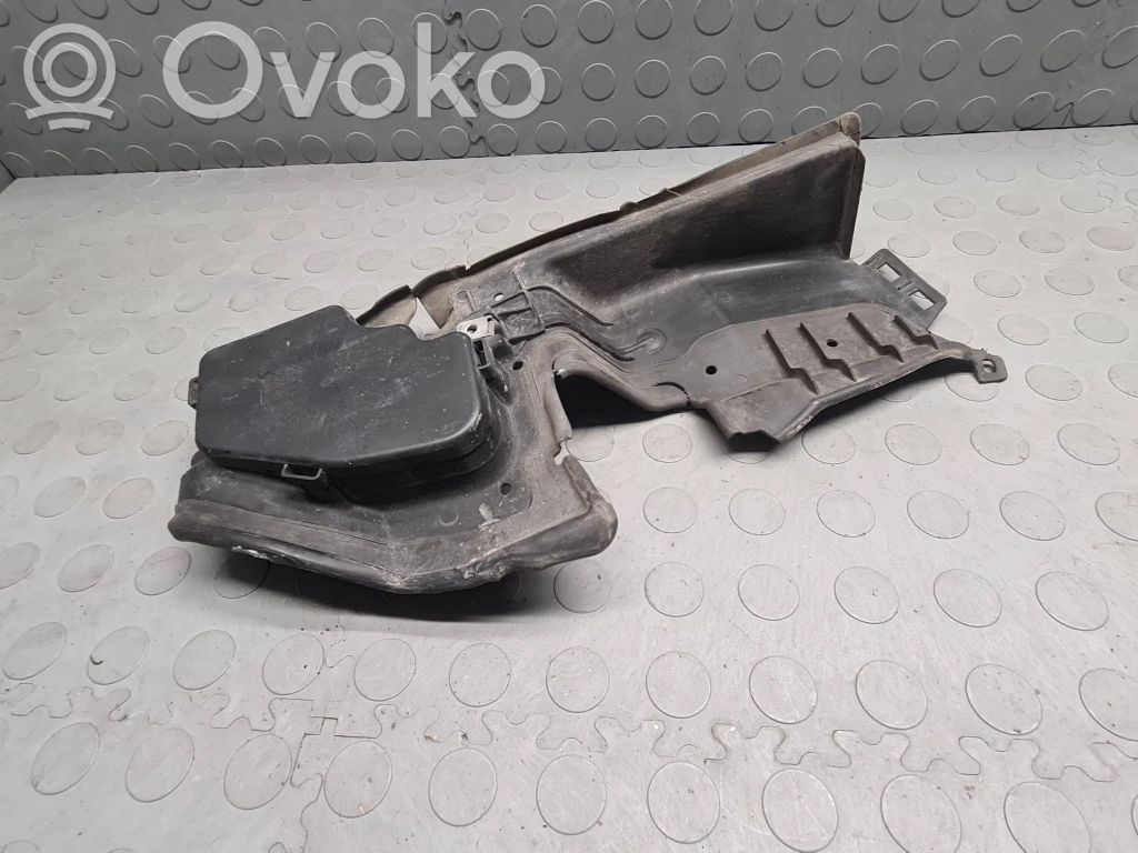 BMW 5 E60 E61 Conducto/guía del intercooler 