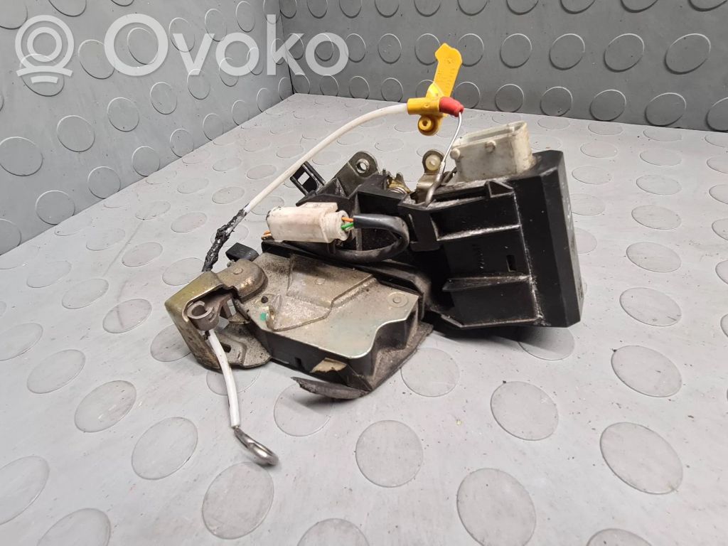 Etuoven lukko   8125669