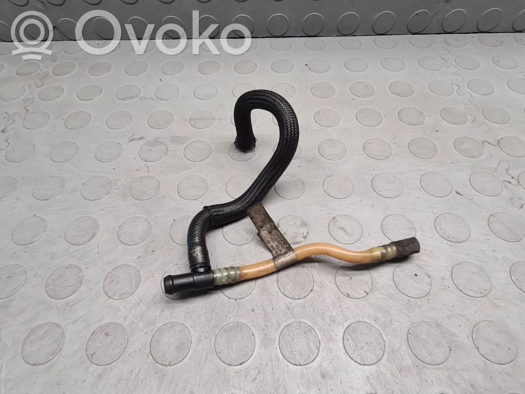 BMW 5 E60 E61 Fuel line pipe 
