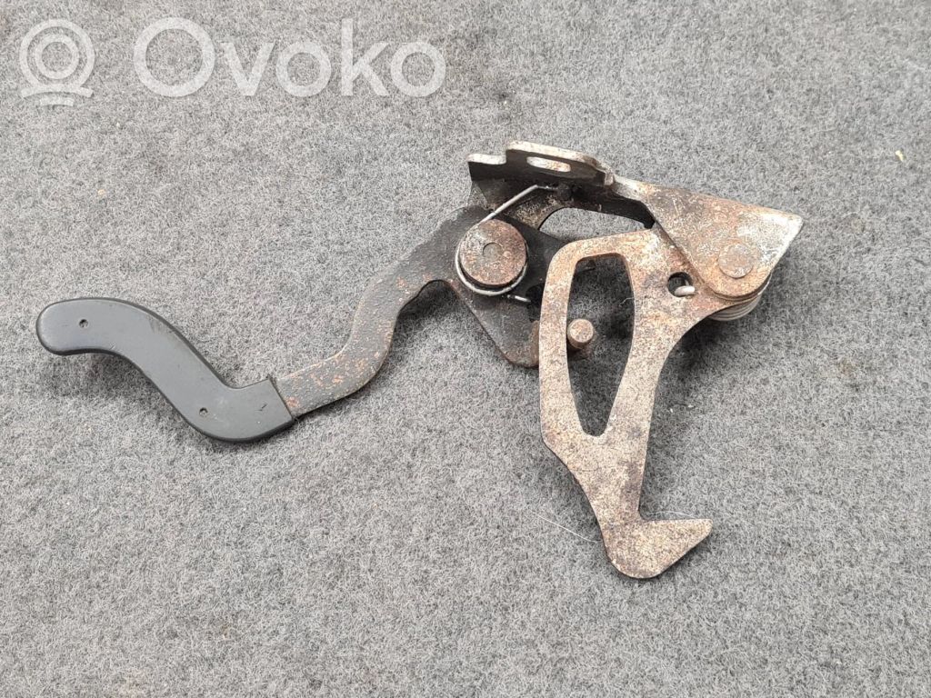 BMW 5 E39 Spyna variklio dangčio 