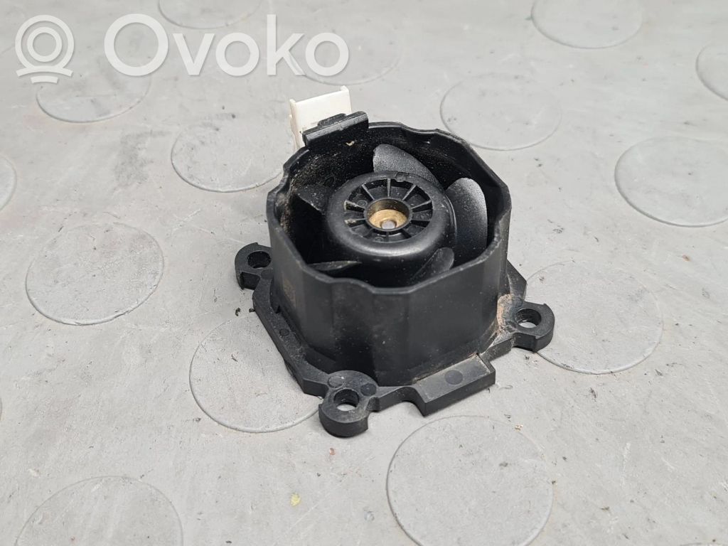 BMW 3 F30 F35 F31 Element lampy przedniej 