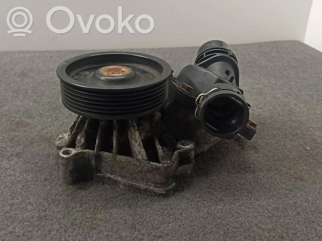 Водяной насос   7790045,11517790472,11517791834,11517801609,11517805810,7790135,7790472,7791834,7801609,7805810