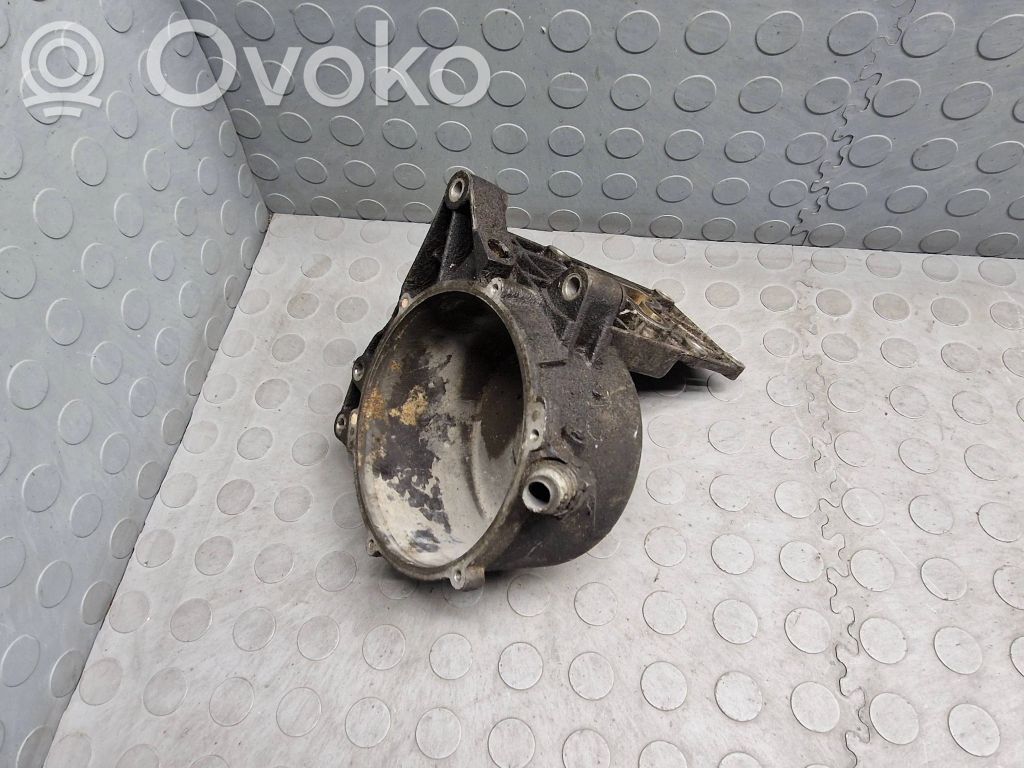 BMW 7 E65 E66 Cita dzinēja detaļa 