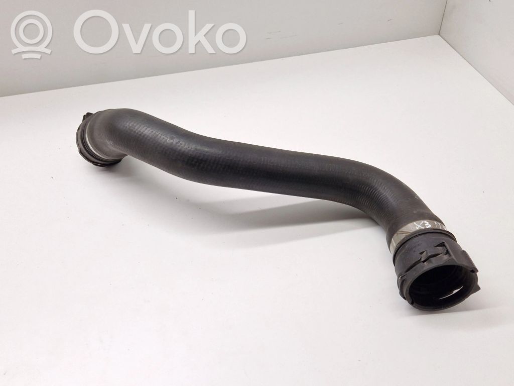 BMW X3 E83 Engine coolant pipe/hose 