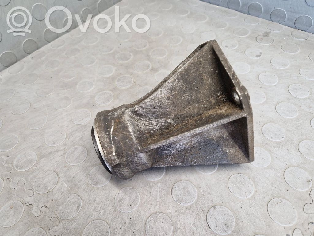 Support/coussin de moteur   1428647