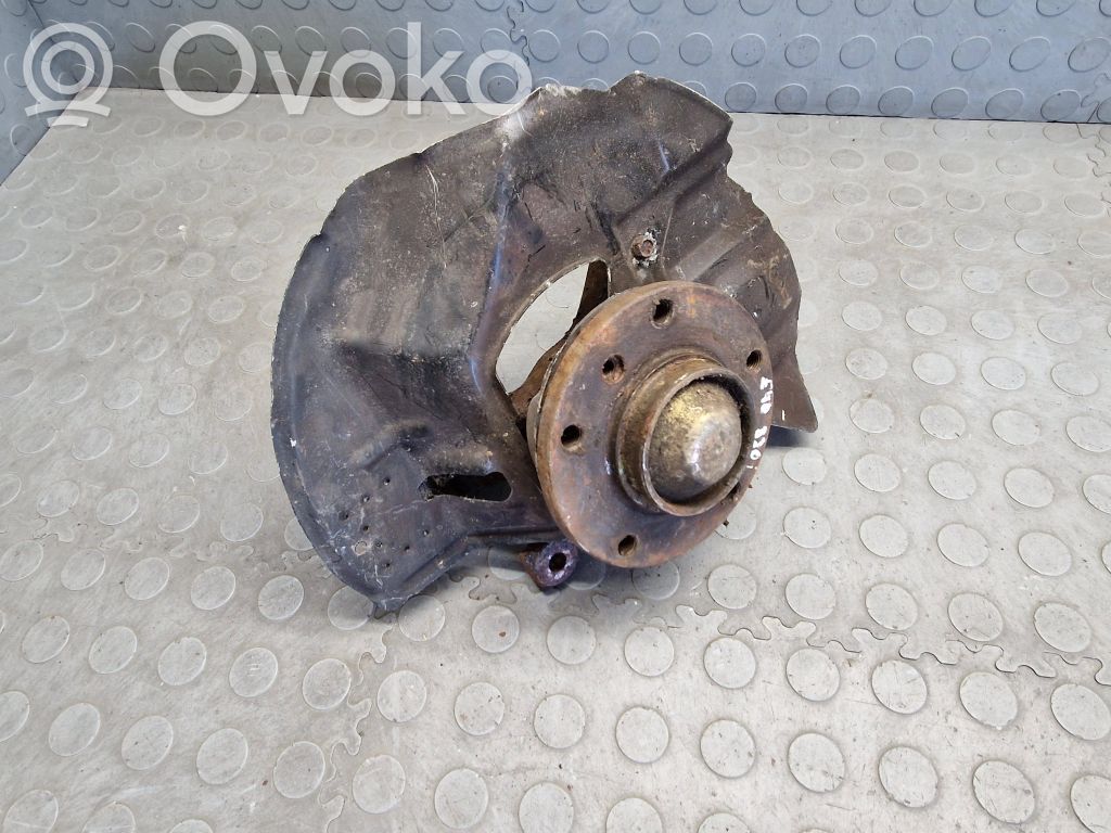 Front wheel hub
