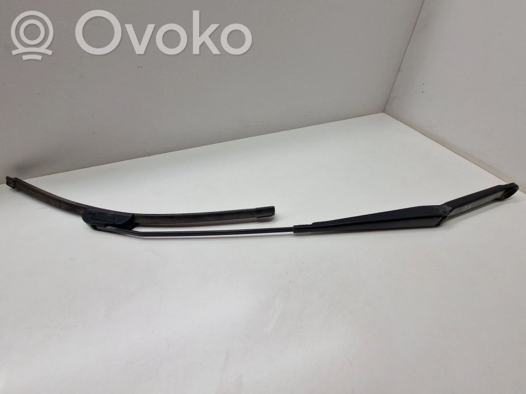 BMW X3 E83 Windshield/front glass wiper blade 